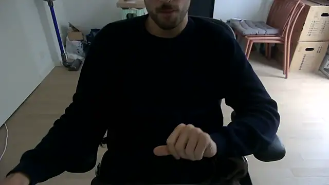 Snapshot of taallguyy_196 chatting on May 2026 05:23:02 PM taallguyy 196 online show from May 2026 05:23:02 PM
