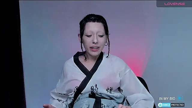 lnxmst online show from December 2024 12:57:02 AM