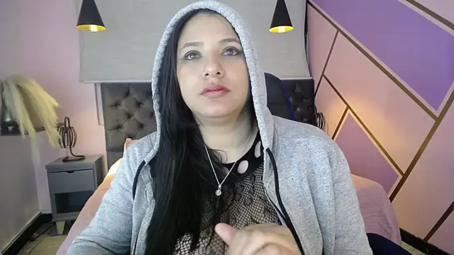 frreeya online show from January 2025 08:25:01 AM