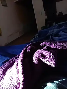 carloshot31 online show from February 2026 05:33:02 AM