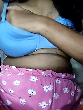 Snapshot of Shivani_Tivari chatting on March 2025 07:02:01 PM Shivani Tivari online show from March 2025 07:02:01 PM