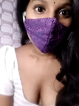 Snapshot of Shivani_Tivari chatting on March 2025 06:18:01 PM Shivani Tivari online show from March 2025 06:18:01 PM