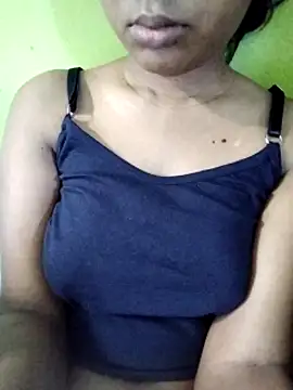 Snapshot of Shivani_Tivari chatting on March 2025 03:56:02 AM Shivani Tivari online show from March 2025 03:56:02 AM