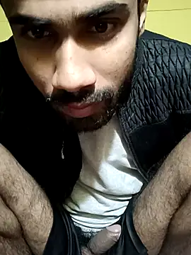 Snapshot of Skinny_Bigass_23 chatting on January 2025 02:37:02 AM Skinny Bigass 23 online show from January 2025 02:37:02 AM