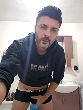 hot man eray online show from December 2025 06:04:01 PM