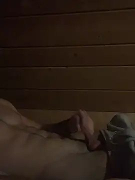 thehotone   online show from October 2025 07:08:01 PM