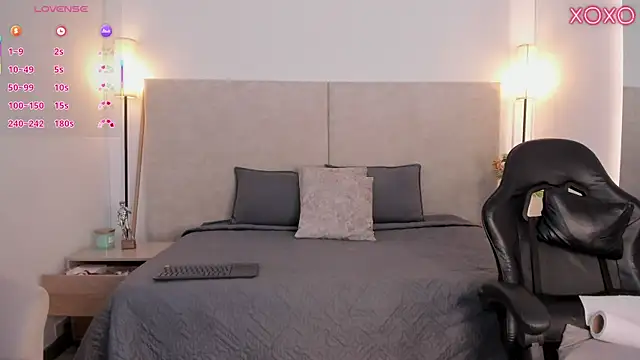 Saori newman online show from March 2026 11:54:01 AM