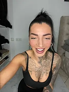 Linda-Bergmann online show from December 2024 02:37:01 PM