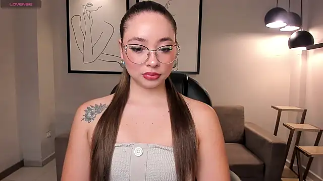 AlinaKravitz online show from October 2025 12:07:02 PM