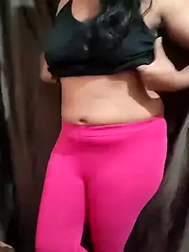 Snapshot of Tamilmayill chatting on February 2025 03:42:02 PM Tamilmayill online show from February 2025 03:42:02 PM