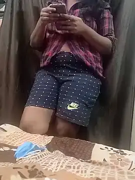 Snapshot of Tamilmayill chatting on February 2025 06:39:01 AM Tamilmayill online show from February 2025 06:39:01 AM