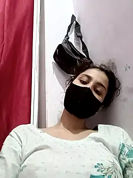 magicmoment00786 online show from October 2025 01:22:02 PM