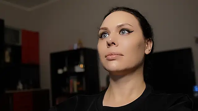 Snapshot of MollyCheiz chatting on December 2024 10:59:02 PM MollyCheiz online show from December 2024 10:59:02 PM