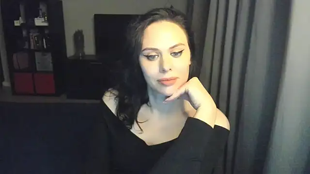 Snapshot of MollyCheiz chatting on January 2025 11:45:02 PM MollyCheiz online show from January 2025 11:45:02 PM