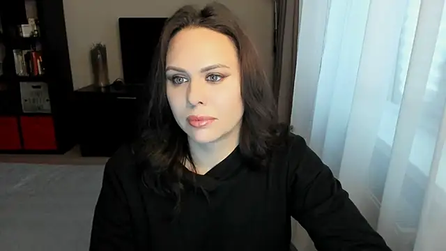 Snapshot of MollyCheiz chatting on November 2025 12:36:02 PM MollyCheiz online show from November 2025 12:36:02 PM