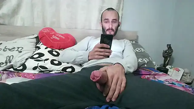 Snapshot of kisandgioni chatting on January 2025 01:53:01 PM kisandgioni online show from January 2025 01:53:01 PM