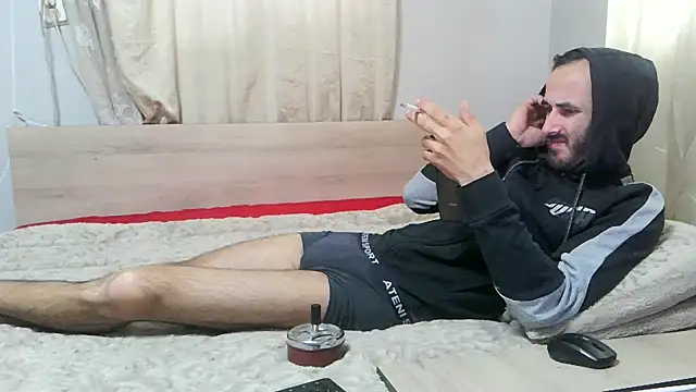 Snapshot of kisandgioni chatting on March 2025 07:13:02 AM kisandgioni online show from March 2025 07:13:02 AM