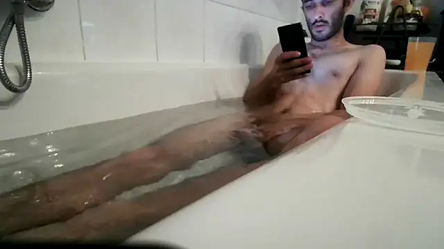 Snapshot of kisandgioni chatting on September 2025 01:32:01 PM kisandgioni online show from September 2025 01:32:01 PM