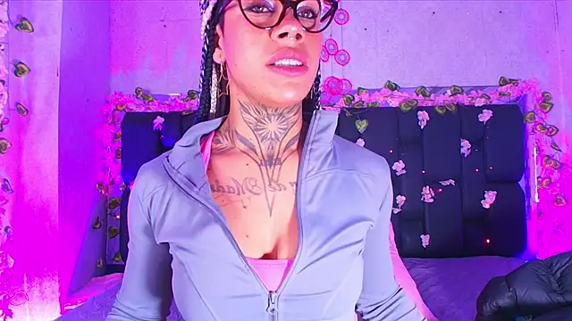 canela oss online show from September 2025 11:54:01 AM