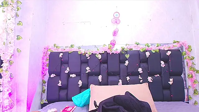 canela oss online show from September 2025 11:56:01 AM