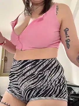 Snapshot of Macadiez10 chatting on November 2025 04:17:02 PM Macadiez10 online show from November 2025 04:17:02 PM