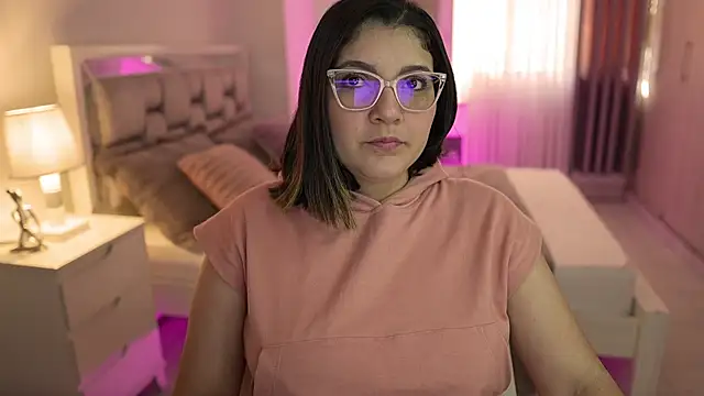 Camilaa bueno online show from December 2024 02:17:01 PM