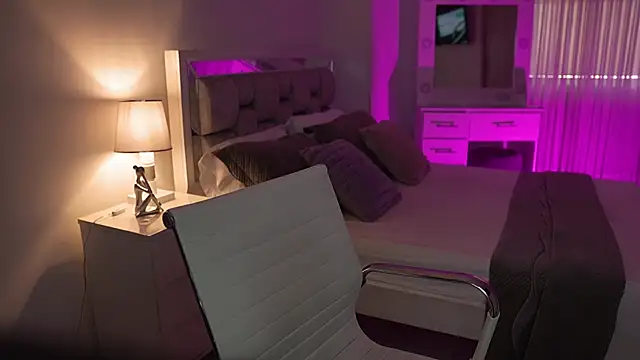 Camilaa bueno online show from December 2024 09:28:01 PM