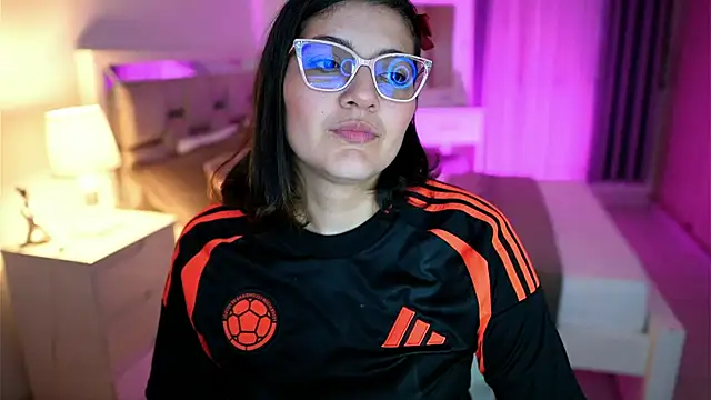 Camilaa bueno online show from March 2025 11:02:01 PM