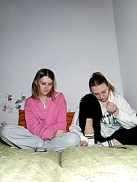 ella grays online show from March 2026 06:47:01 PM