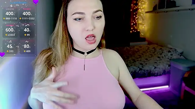 Snapshot of atlantis_s chatting on November 2025 07:35:02 PM atlantis s online show from November 2025 07:35:02 PM