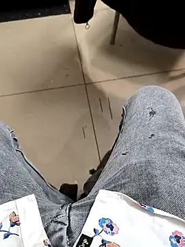 Snapshot of faaseel chatting on February 2025 07:28:01 AM faaseel online show from February 2025 07:28:01 AM