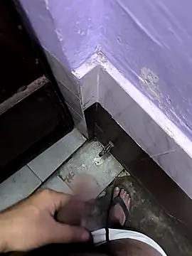 Snapshot of faaseel chatting on March 2025 07:34:02 PM faaseel online show from March 2025 07:34:02 PM