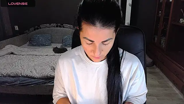 Snapshot of Aria_Dl chatting on December 2025 11:48:01 AM Aria Dl online show from December 2025 11:48:01 AM