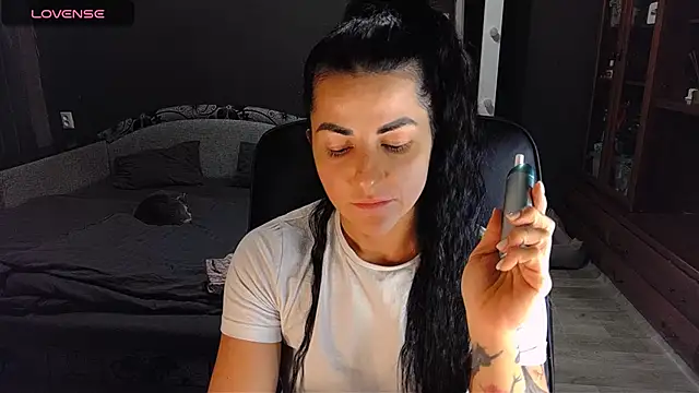 Snapshot of Aria_Dl chatting on December 2025 04:03:02 PM Aria Dl online show from December 2025 04:03:02 PM