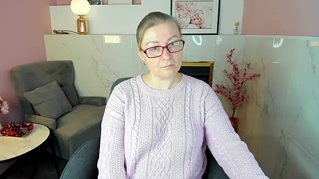 AlexandraKind online show from November 2025 08:46:02 PM