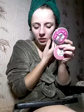 Snapshot of -bey_bi_Start chatting on January 2025 11:26:01 PM -bey bi Start online show from January 2025 11:26:01 PM