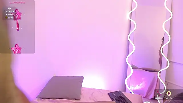 Snapshot of Andy_tay1 chatting on January 2025 06:56:01 AM Andy tay1 online show from January 2025 06:56:01 AM