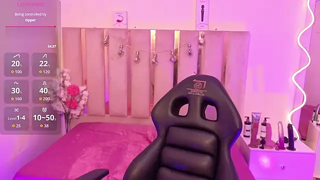 Snapshot of Andy_tay1 chatting on October 2025 03:04:02 AM Andy tay1 online show from October 2025 03:04:02 AM