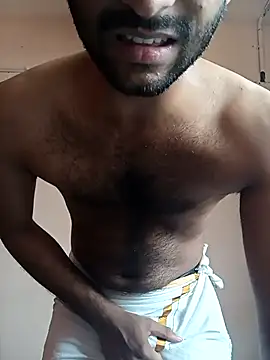 Snapshot of Vignesh3246 chatting on November 2025 07:18:02 AM Vignesh3246 online show from November 2025 07:18:02 AM