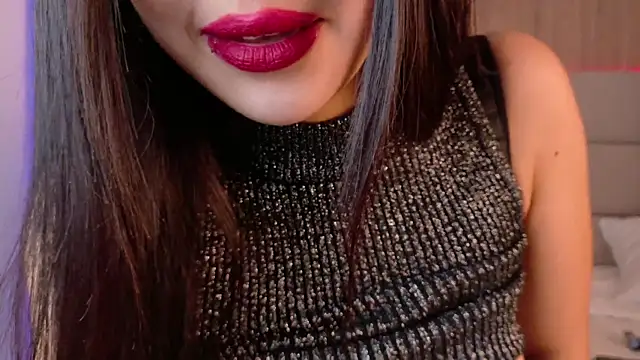 Snapshot of EymiCuper chatting on December 2024 07:52:02 PM EymiCuper online show from December 2024 07:52:02 PM