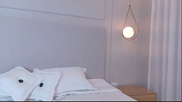 Snapshot of EymiCuper chatting on January 2025 06:00:01 PM EymiCuper online show from January 2025 06:00:01 PM