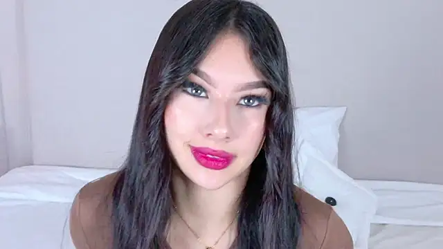 Snapshot of EymiCuper chatting on March 2025 12:25:02 PM EymiCuper online show from March 2025 12:25:02 PM