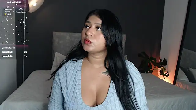 alinakiss online show from June 2026 04:03:01 AM