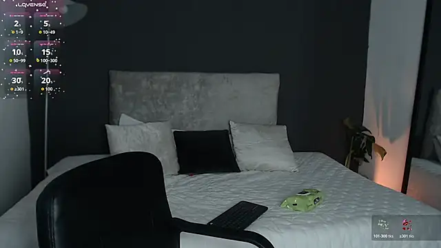 alinakiss online show from June 2026 02:49:01 AM