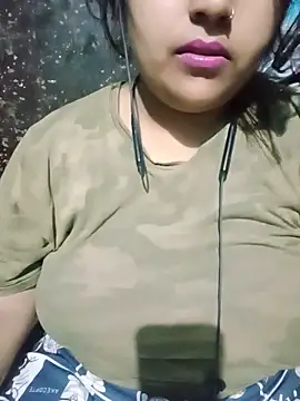 Snapshot of Love-Veronica chatting on June 2026 06:34:02 PM Love-Veronica online show from June 2026 06:34:02 PM