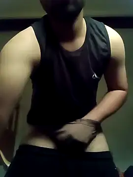 Snapshot of smartboy010101 chatting on January 2025 05:12:02 AM smartboy010101 online show from January 2025 05:12:02 AM