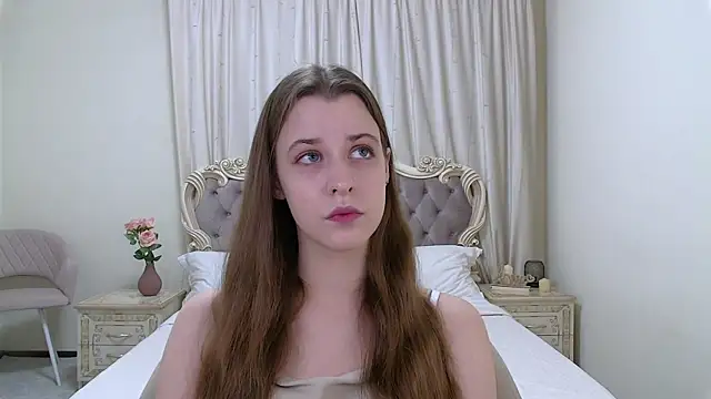 AgataAisitt online show from September 2025 05:27:02 PM