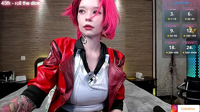 Snapshot of Lust_One_ chatting on January 2025 06:03:02 PM Lust One online show from January 2025 06:03:02 PM