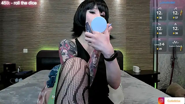 Snapshot of Lust_One_ chatting on January 2025 06:24:02 PM Lust One online show from January 2025 06:24:02 PM