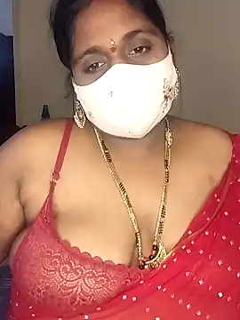 Snapshot of Sexy_Radhikaa chatting on February 2025 04:25:02 AM Sexy Radhikaa online show from February 2025 04:25:02 AM